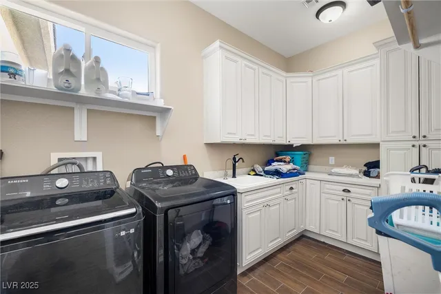 $875,000 | 3600 East Bridger Street, Pahrump, NV 89061