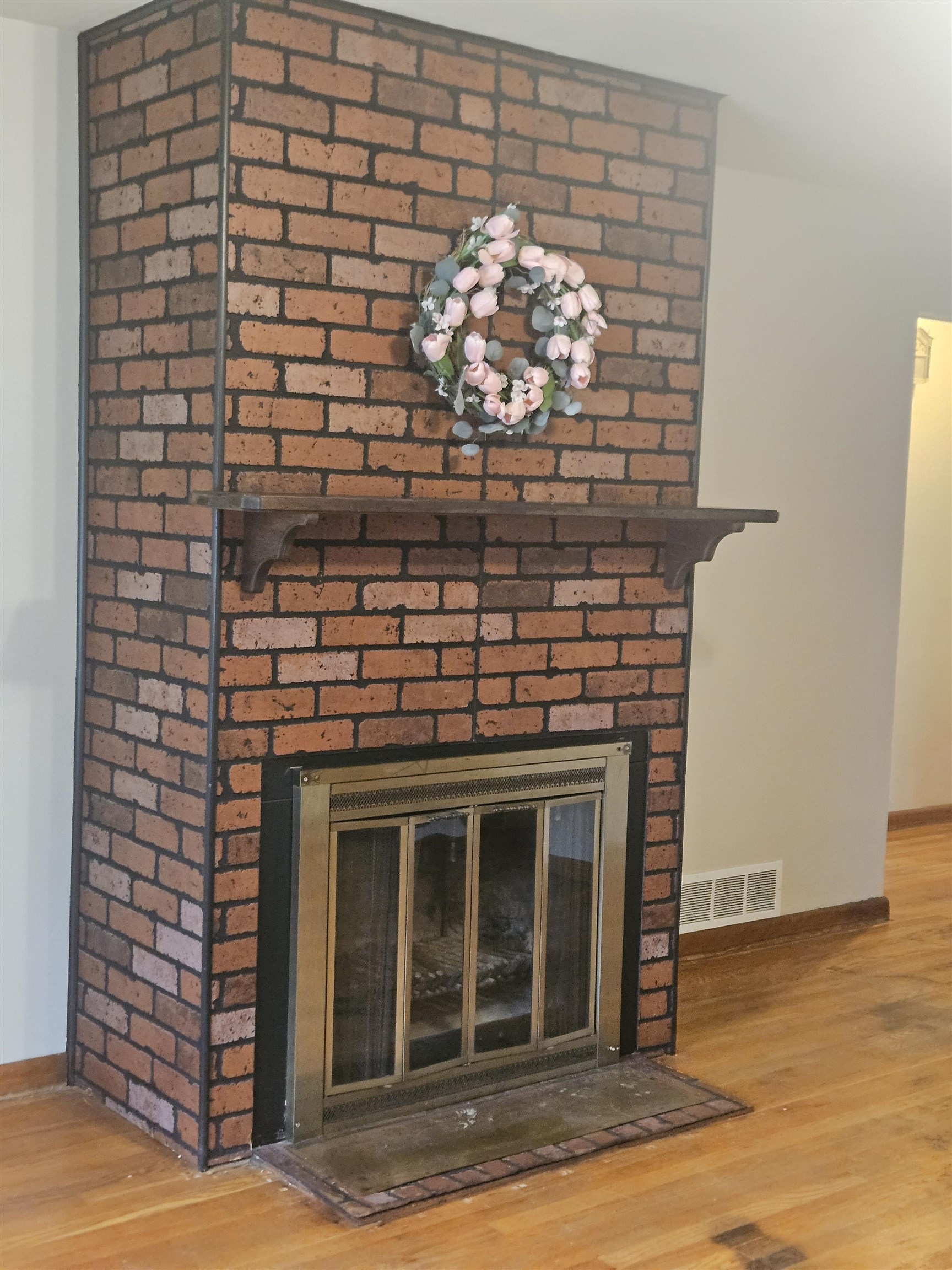 526 Barnum Road Rockford, IL 61109 - Photo 8 of 43 Gallery Image 8