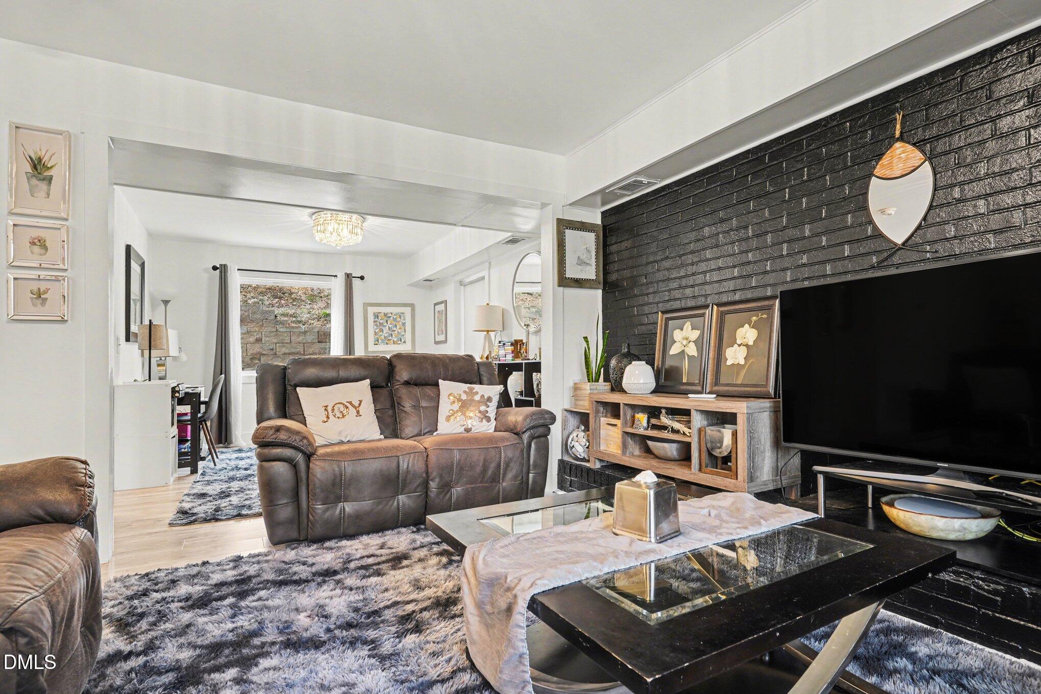 3300 Fairhill Drive Raleigh, NC 27612 - Photo 14 of 50 014_file_4111