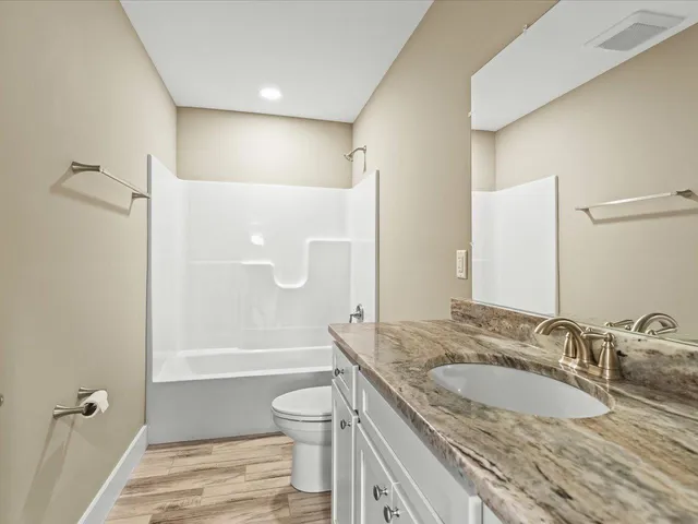 $315,000 | 1054 Tebala Boulevard, Rockford, IL 61108