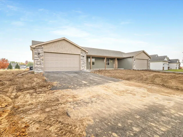 $315,000 | 1054 Tebala Boulevard, Rockford, IL 61108