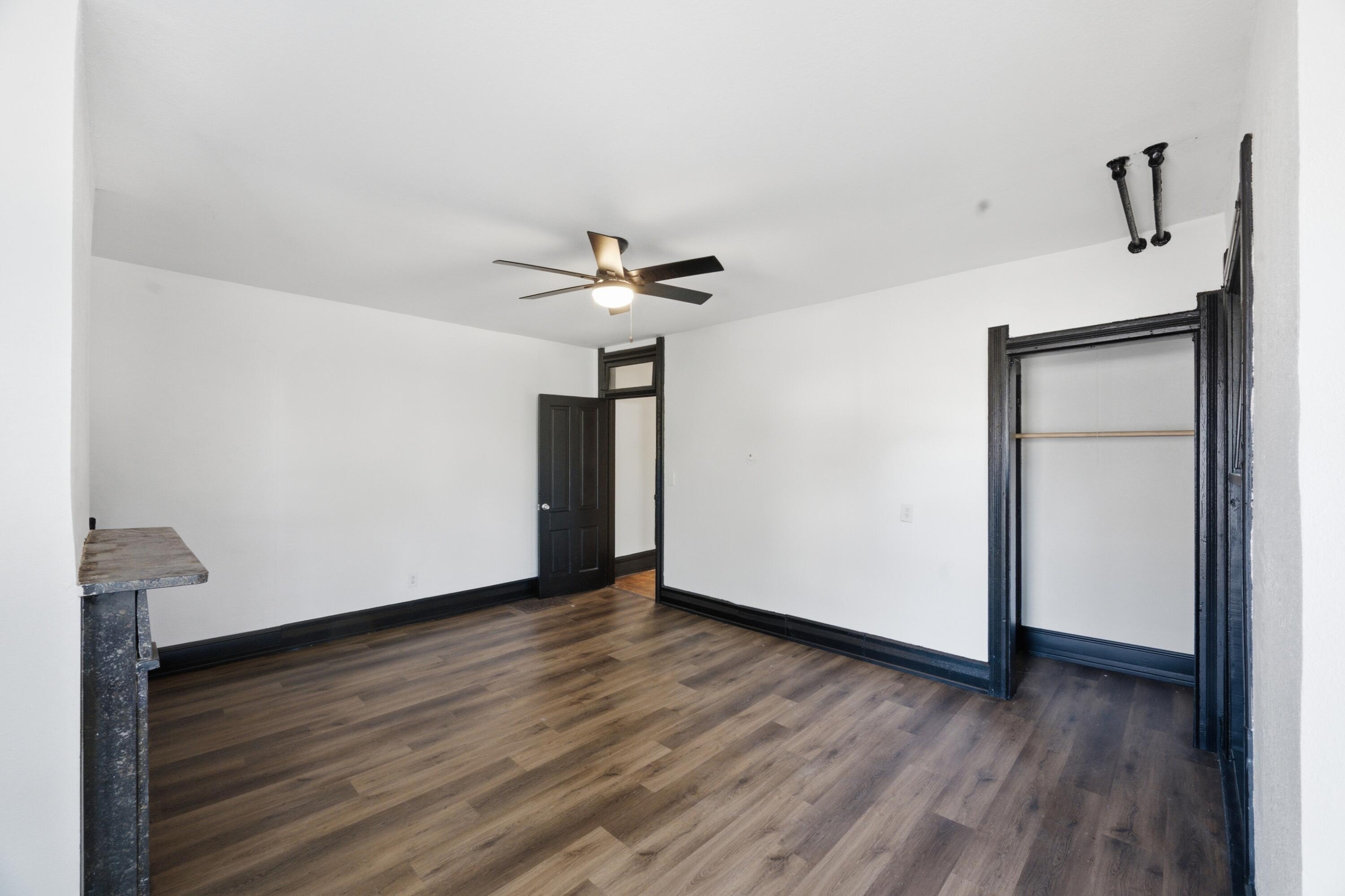 807 North 23rd Street Milwaukee, WI 53233 - Photo 18 of 26 23rdSt_019