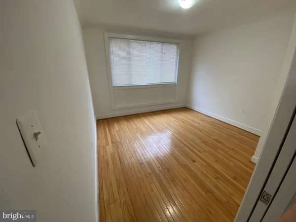 $1,550 | 2838 Hartford Street Southeast, Unit 304, Washington, DC 20020