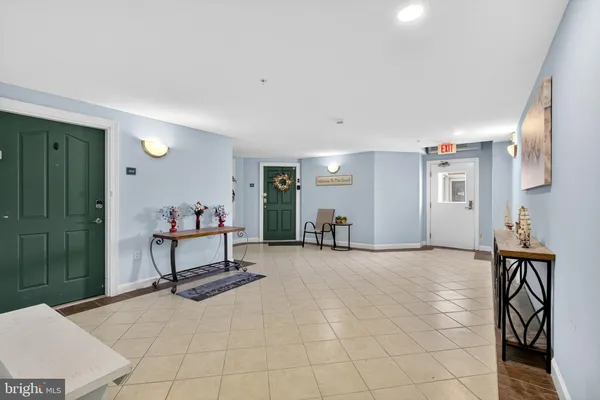 $700,000 | 4601 Coastal Highway, Unit 504, Ocean City, MD 21842