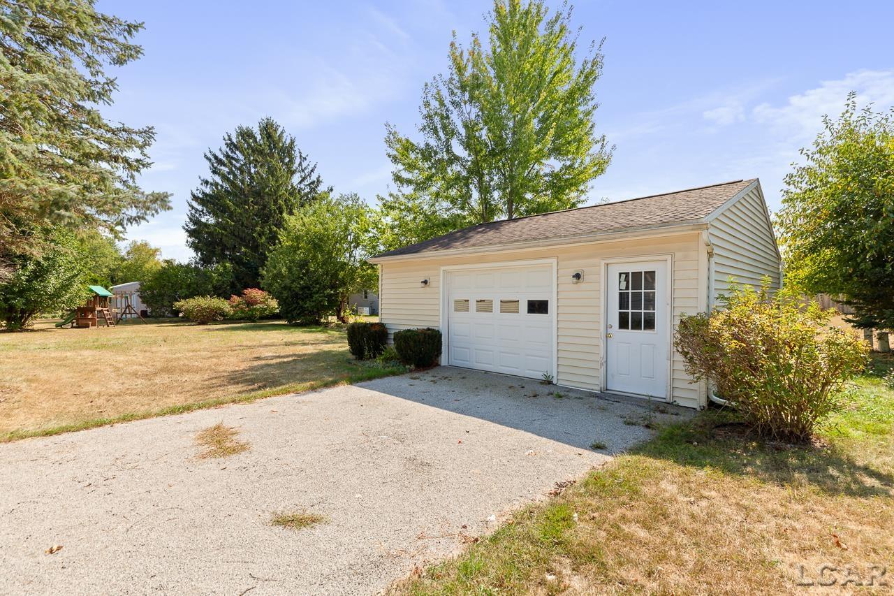 2571 Gady Road Adrian, MI 49221 - Photo 32 of 47
