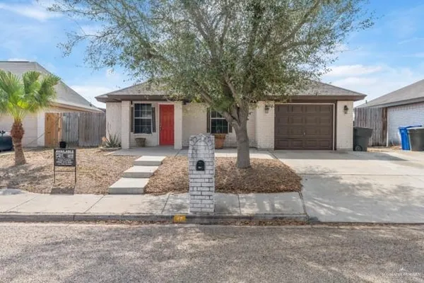 $1,200 | 3105 Indian Hill Avenue, McAllen, TX 78504