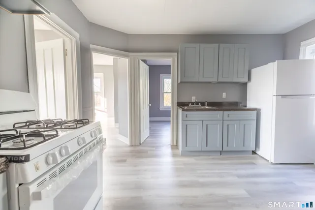 $1,550 | 132 Beaver Street, New Britain, CT 06051