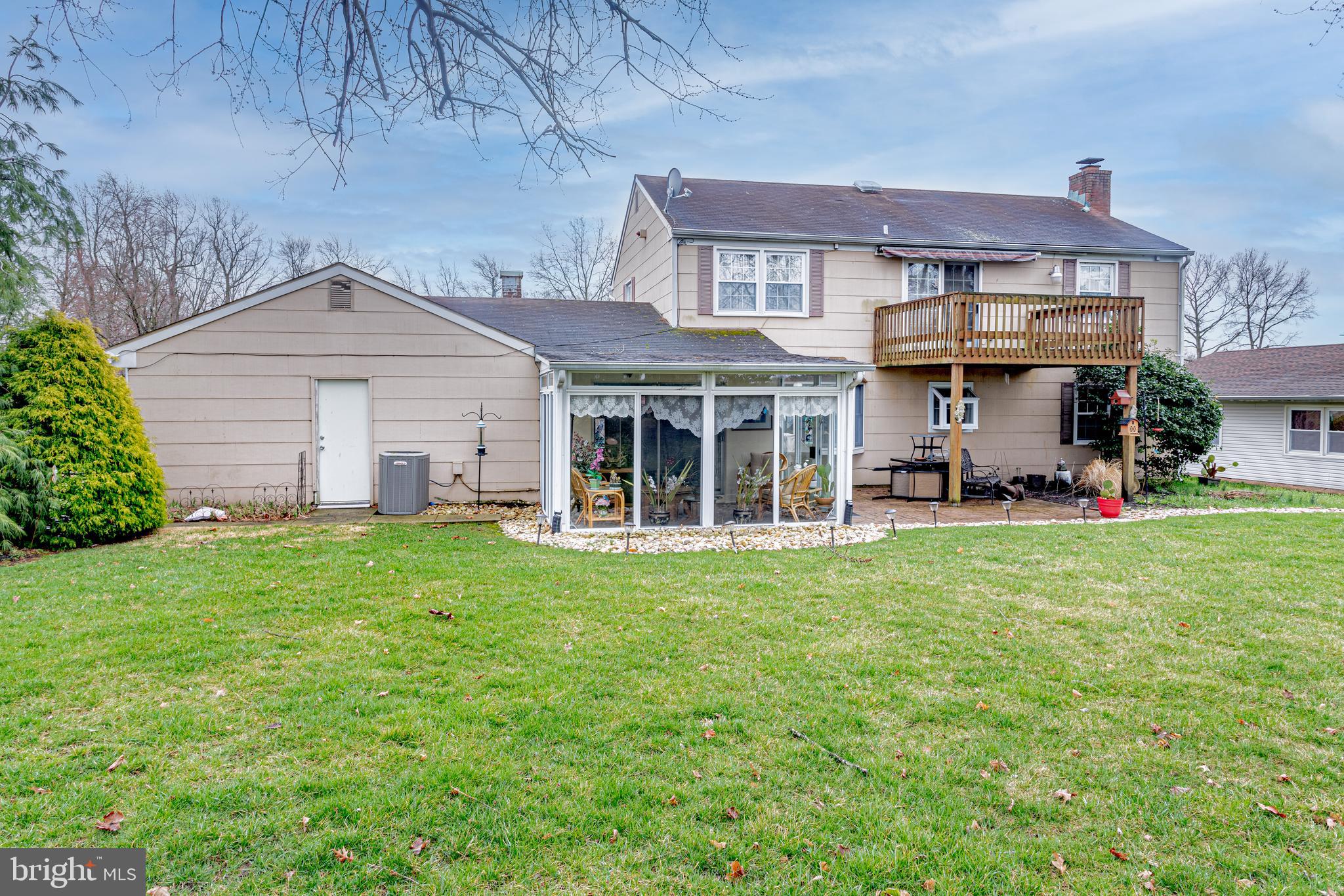 147 Country Club Road Willingboro, NJ 08046 - Photo 2 of 31 Gallery Image 2