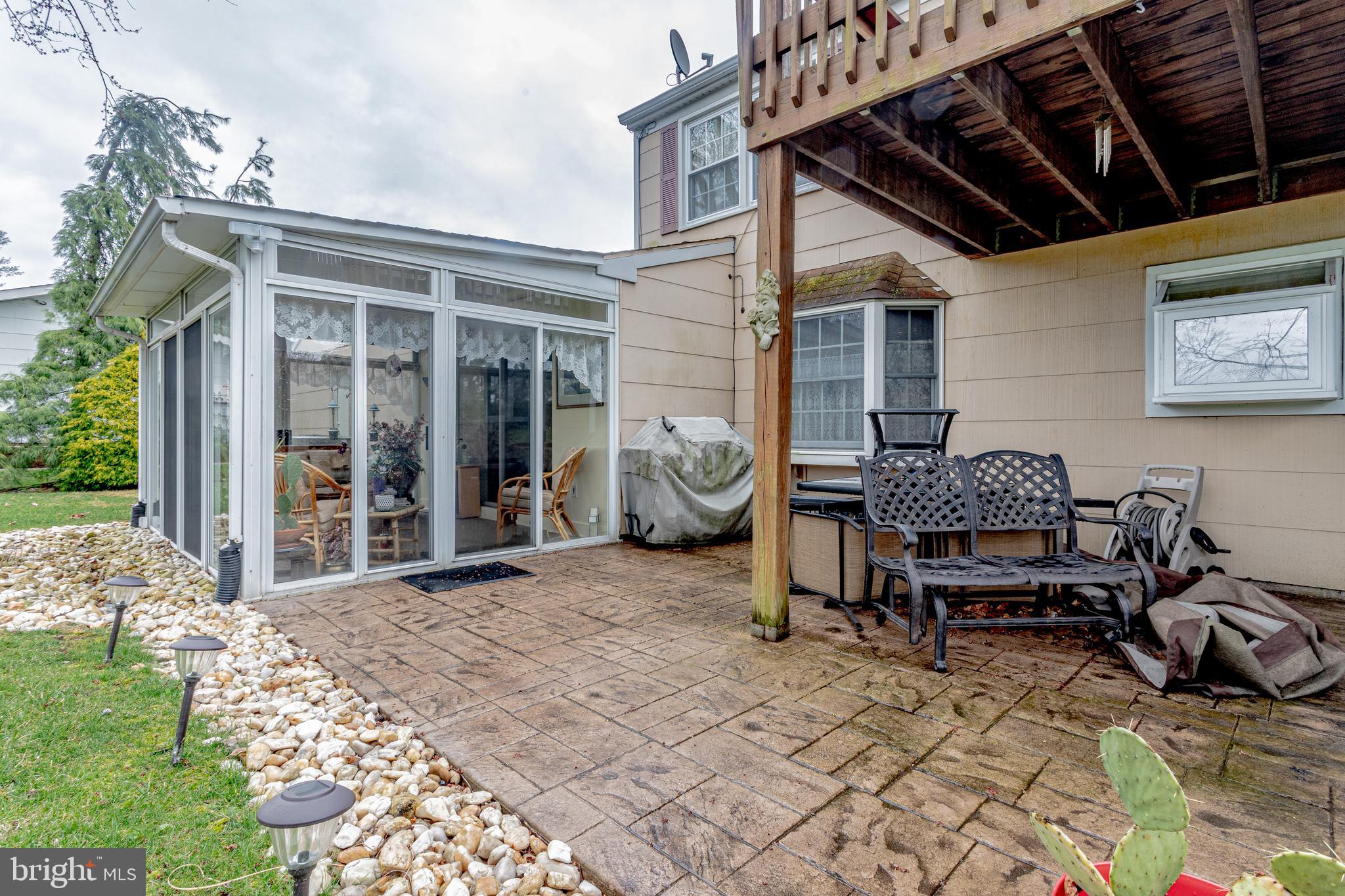 147 Country Club Road Willingboro, NJ 08046 - Photo 4 of 31 Gallery Image 4