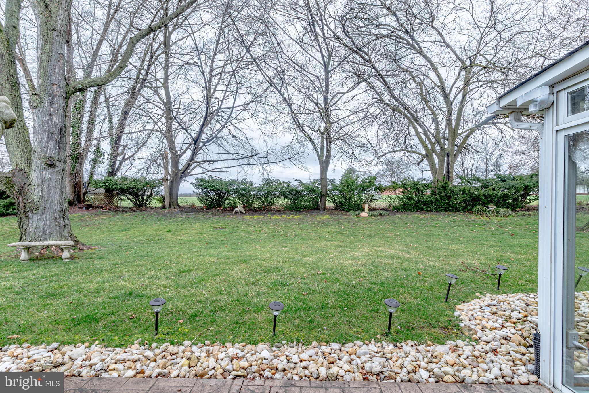 147 Country Club Road Willingboro, NJ 08046 - Photo 7 of 31 Gallery Image 7