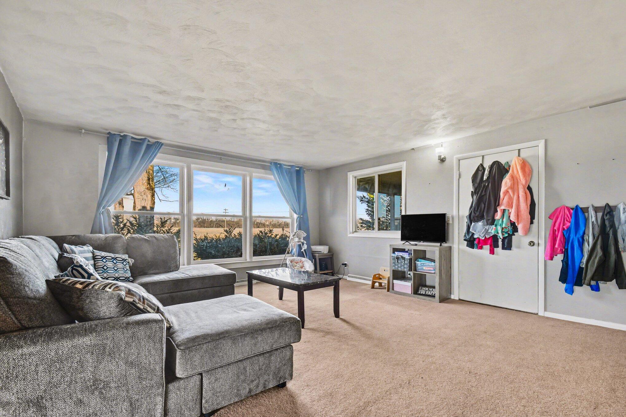 59379 Territorial Road Decatur, MI 49045 - Photo 14 of 30 005_file_1229