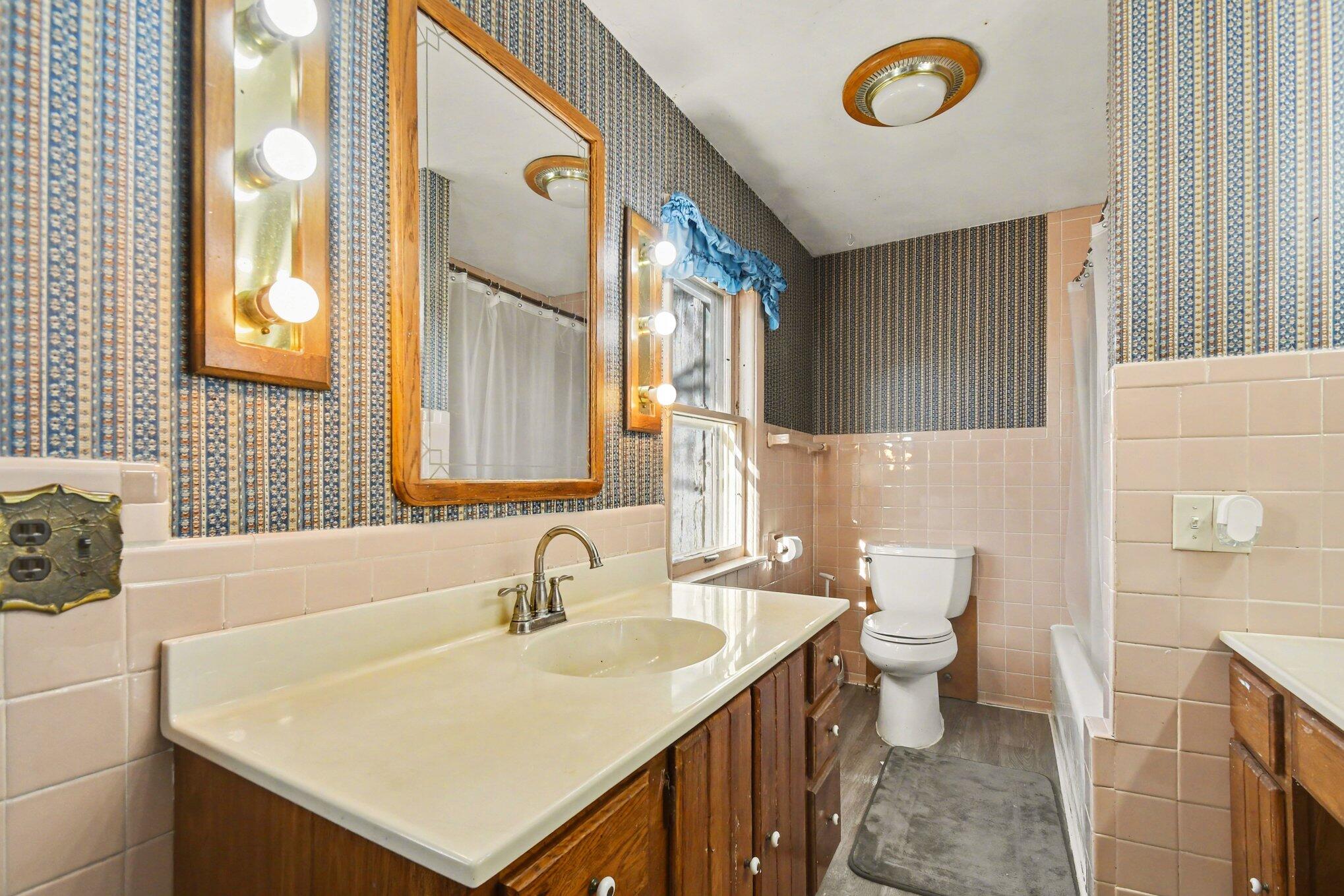 59379 Territorial Road Decatur, MI 49045 - Photo 9 of 30 013_file_5198