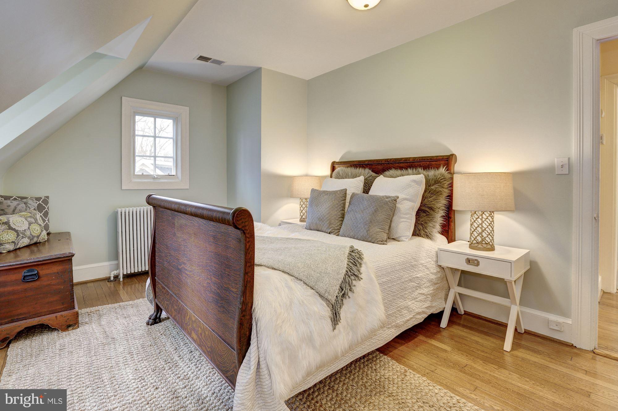 5615 Greentree Road Bethesda, MD 20817 - Photo 11 of 30 Bedroom 2