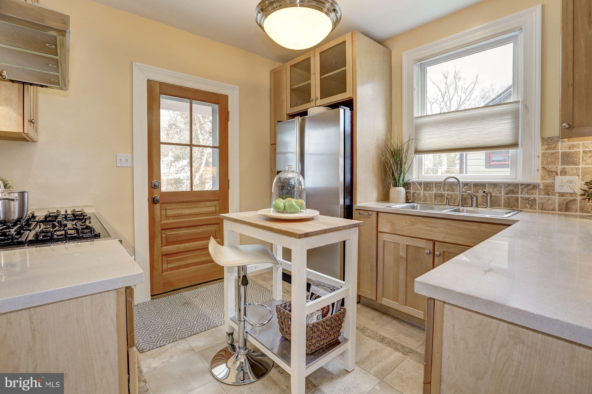 5615 Greentree Road Bethesda, MD 20817 - Photo 4 of 30 Kitchen allows for center island furniture