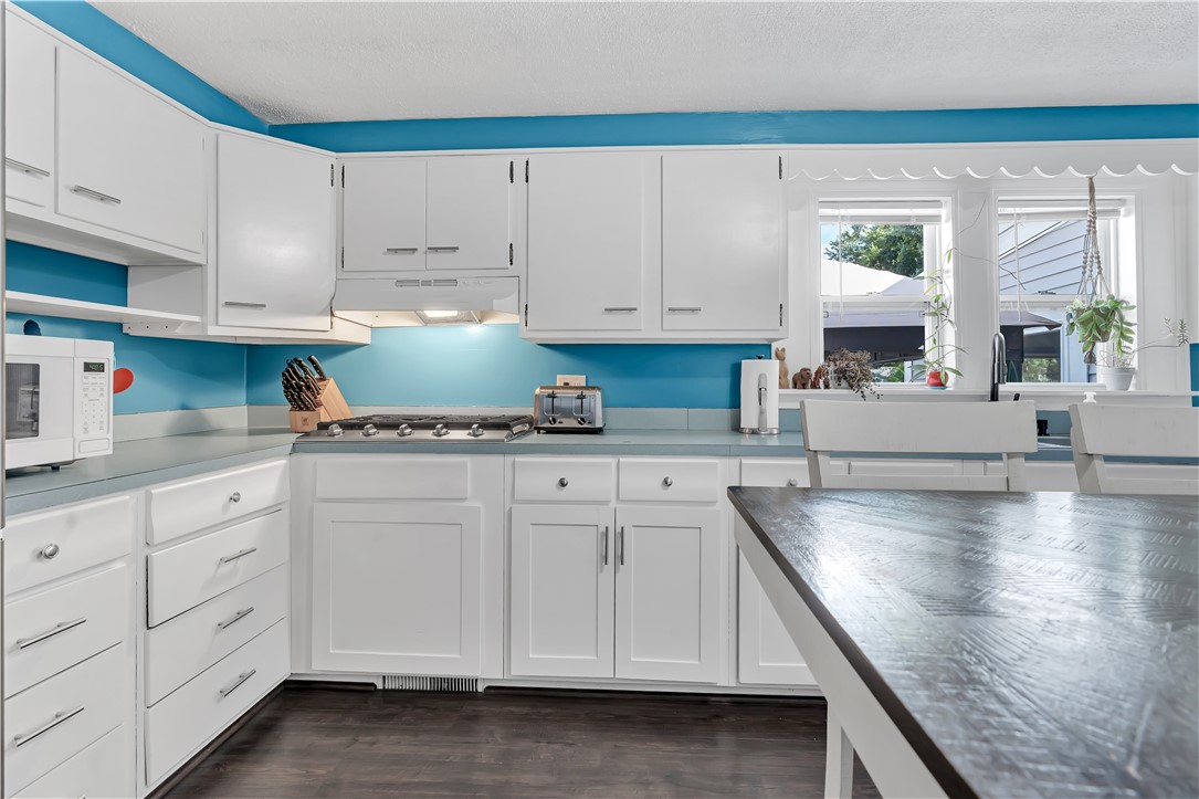 32 Wade Road Woonsocket, RI 02895 - Photo 13 of 32 Gallery Image 13