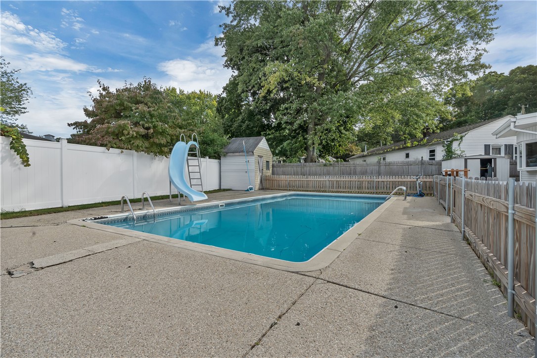 32 Wade Road Woonsocket, RI 02895 - Photo 7 of 32 Gallery Image 7