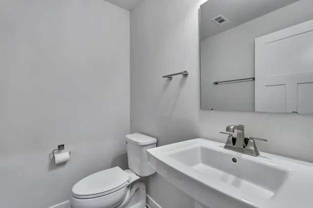 a view of utility room