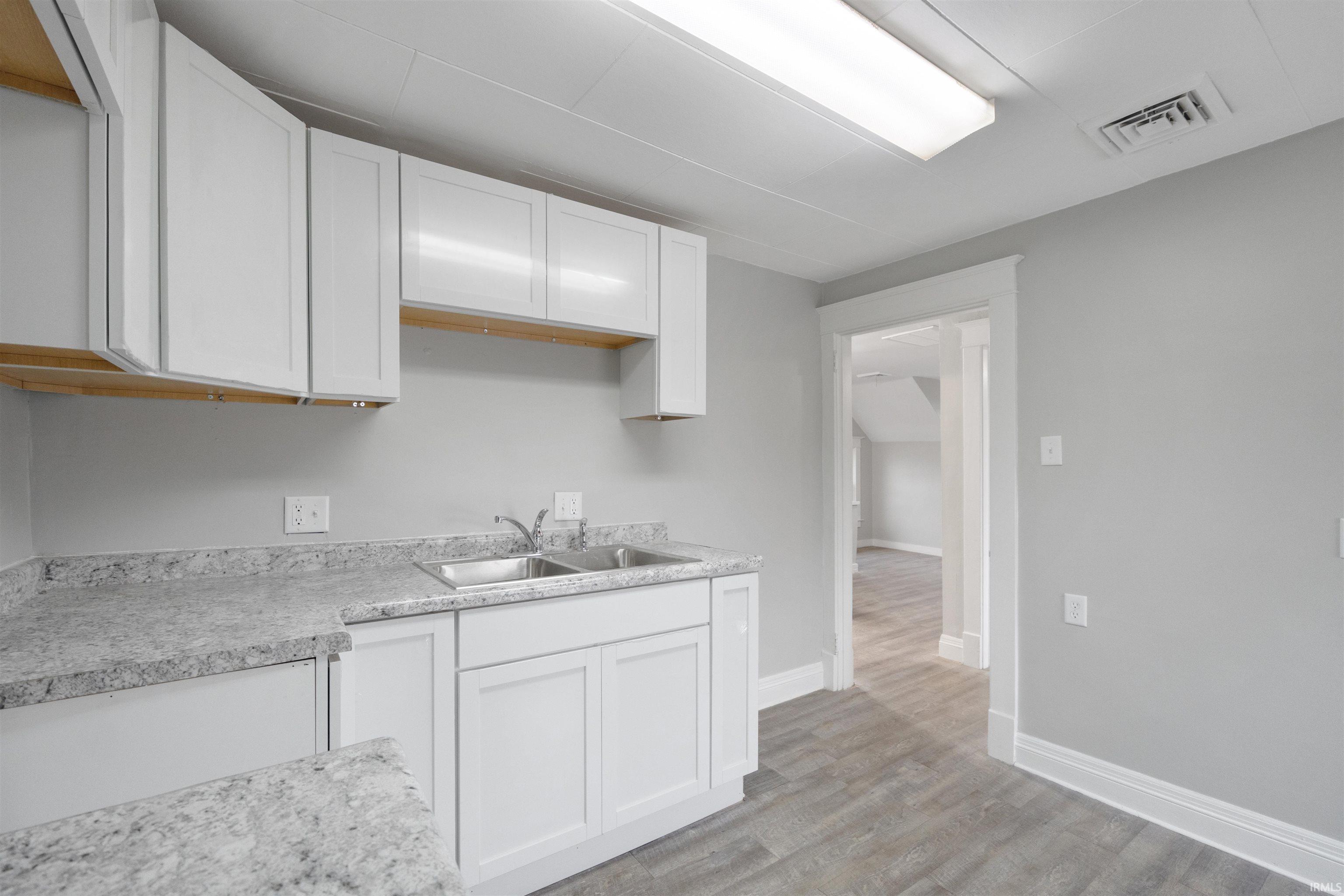 3930 North Clinton Street Fort Wayne, IN 46805 - Photo 13 of 15