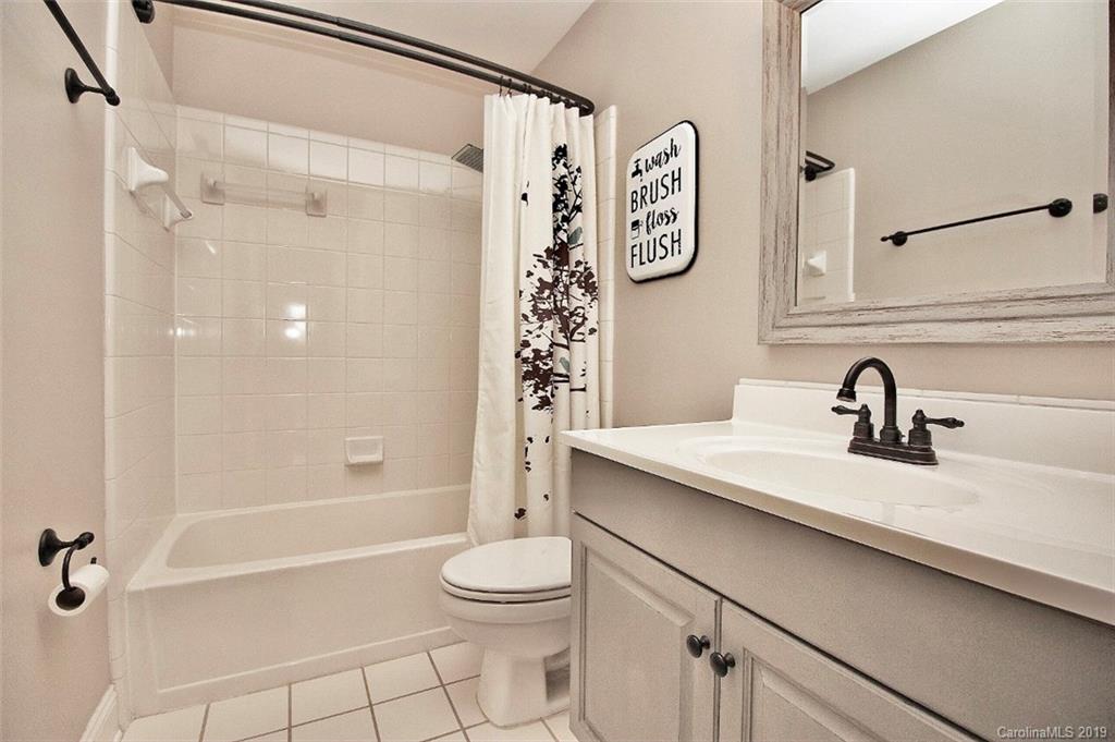 3326 Stettler View Road Charlotte, NC 28210 - Photo 25 of 34 Gallery Image 25