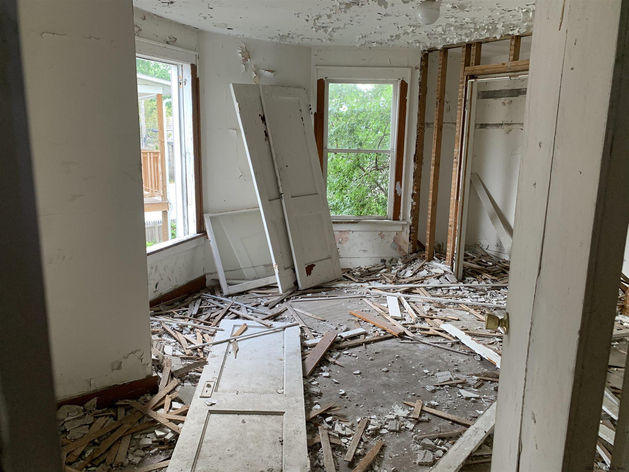 23 Hawk Street Schenectady, NY 12307 - Photo 20 of 51 Photo 20