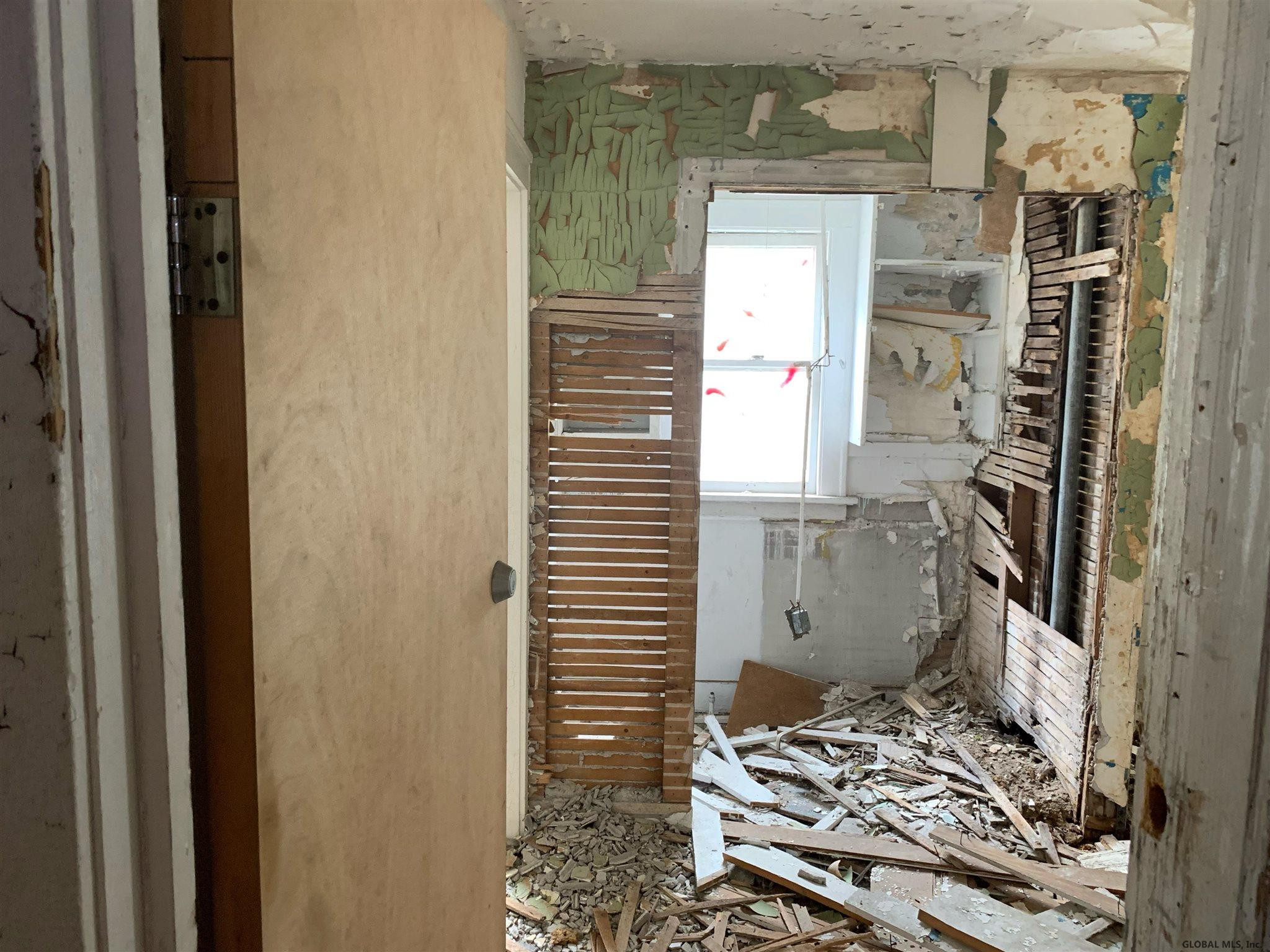 23 Hawk Street Schenectady, NY 12307 - Photo 23 of 51 Photo 23