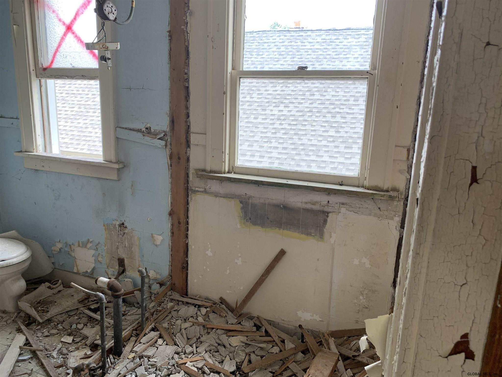 23 Hawk Street Schenectady, NY 12307 - Photo 9 of 51 Photo 9