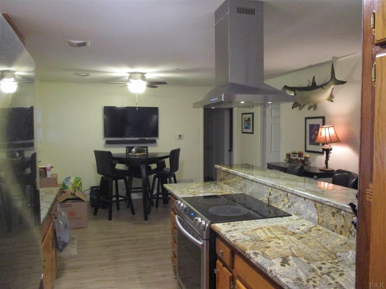 5590 Hibiscus Road Pensacola, FL 32504 - Photo 13 of 35 Gallery Image 13