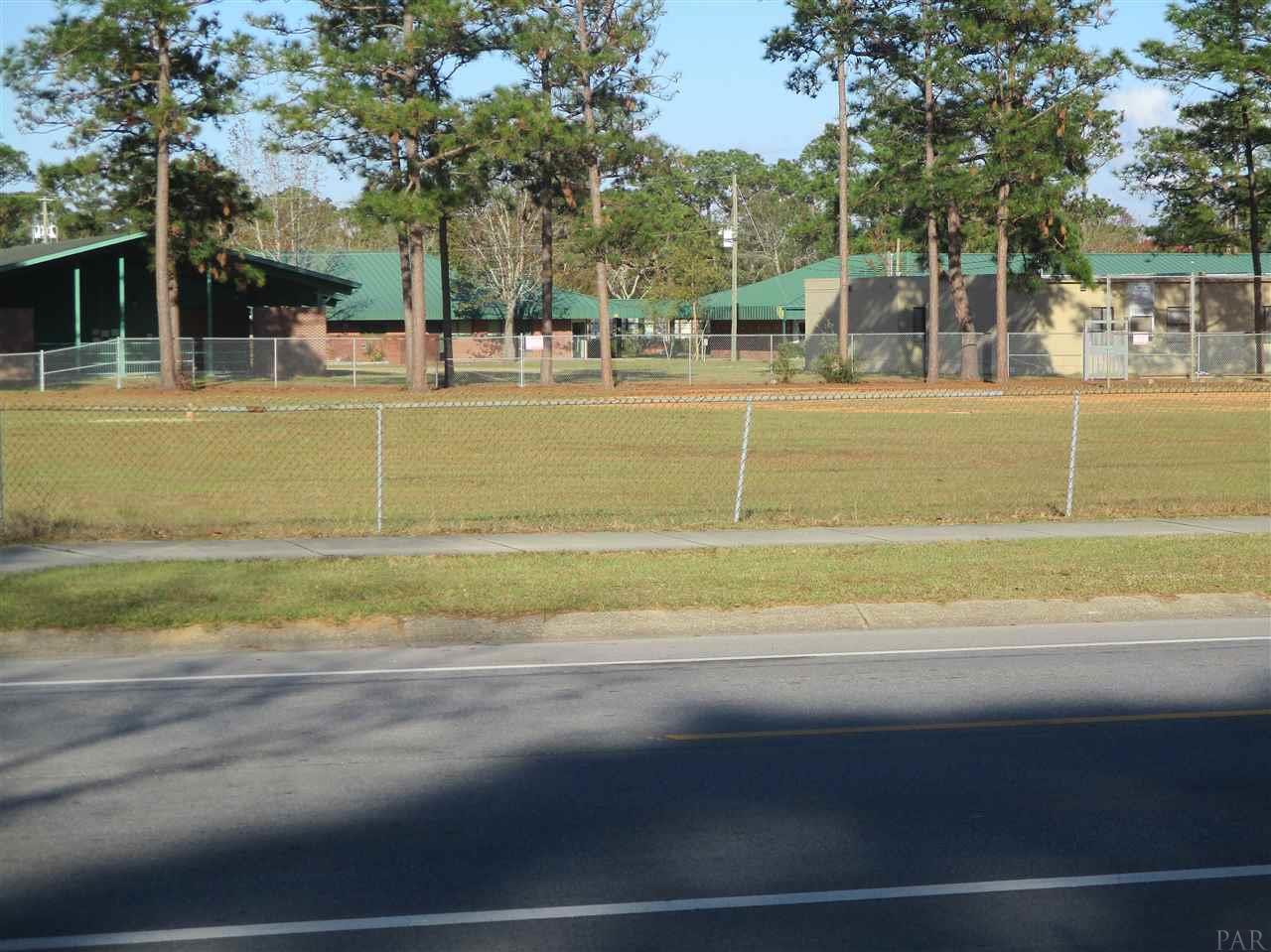 5590 Hibiscus Road Pensacola, FL 32504 - Photo 31 of 35 Gallery Image 31