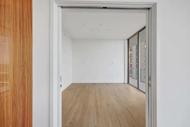 $6,500,000 | 2655 South Bayshore Drive, Unit 902, Miami, FL 33133