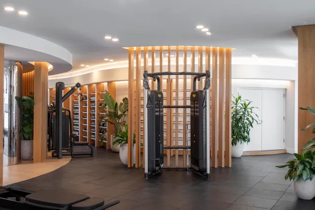 $6,500,000 | 2655 South Bayshore Drive, Unit 902, Miami, FL 33133