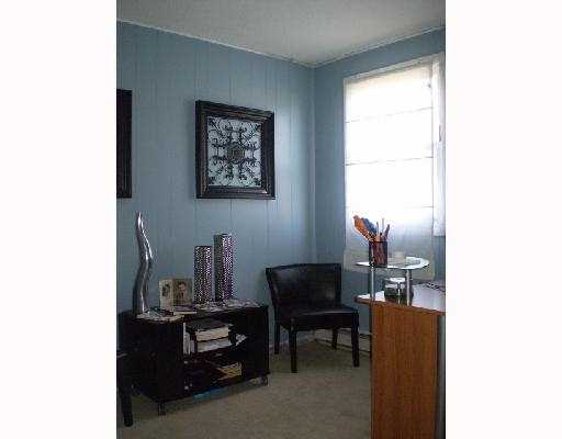 8 Old Pine Road Narragansett, RI 02882 - Photo 4 of 8 Studio/Study/Office.