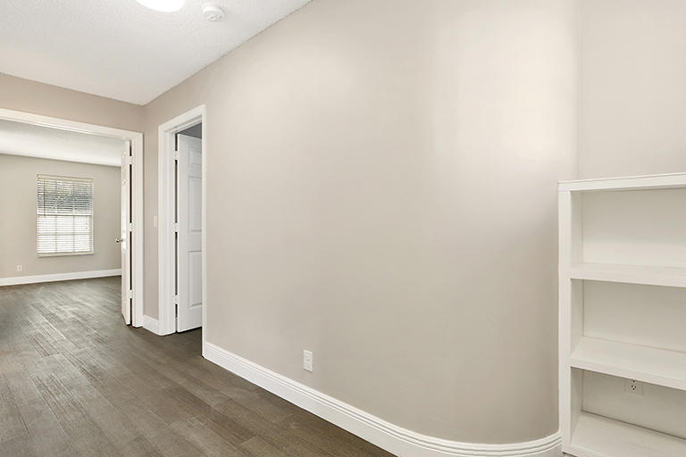 300 Southwest 8th Street, Unit 20 Boca Raton, FL 33432 - Photo 14 of 16 IMG_8362