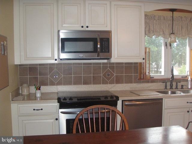 108 Clearview Road Hanover, PA 17331 - Photo 8 of 26 Gallery Image 8
