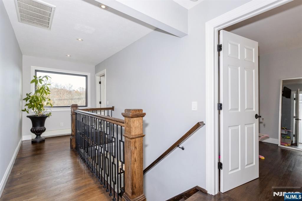 17 Rockaway Valley Road Boonton, NJ 07005 - Photo 32 of 50