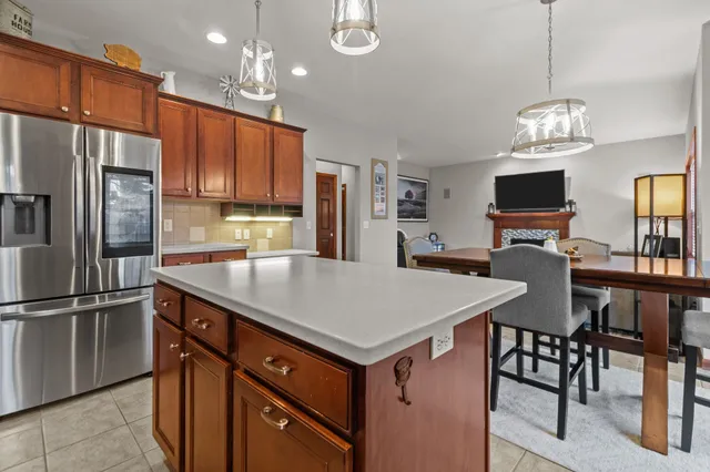 $465,000 | 4027 East Glory Lane, Appleton, WI 54913