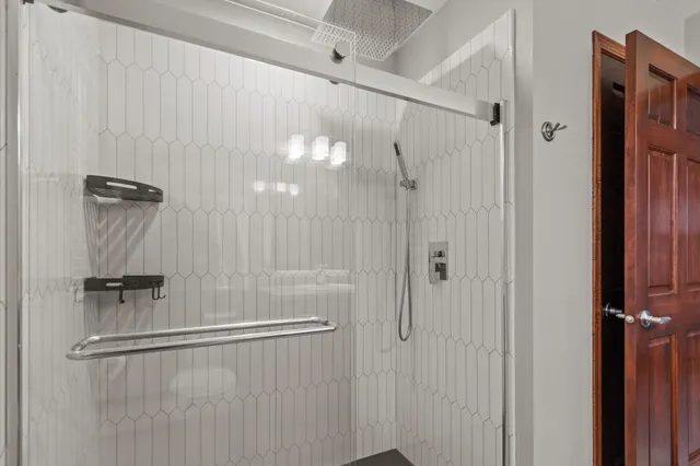 $465,000 | 4027 East Glory Lane, Appleton, WI 54913