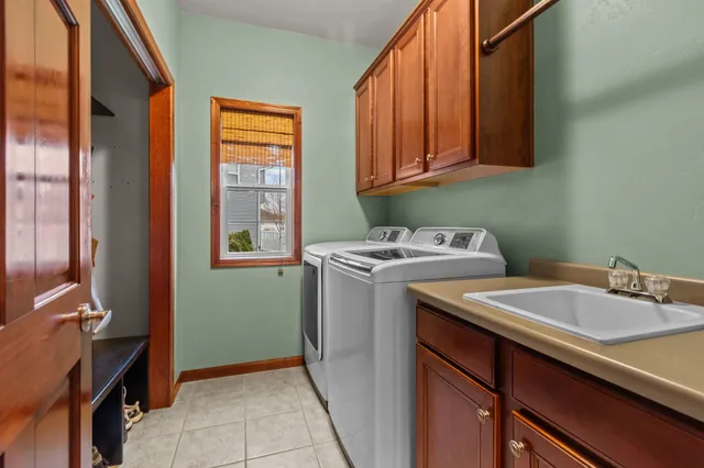 $465,000 | 4027 East Glory Lane, Appleton, WI 54913