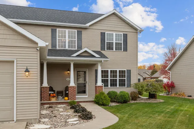 $465,000 | 4027 East Glory Lane, Appleton, WI 54913