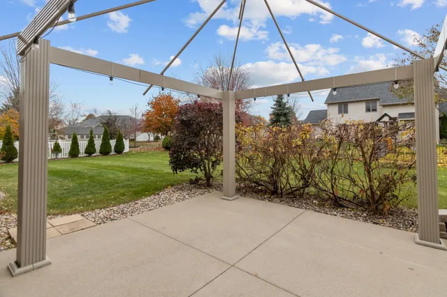 $465,000 | 4027 East Glory Lane, Appleton, WI 54913