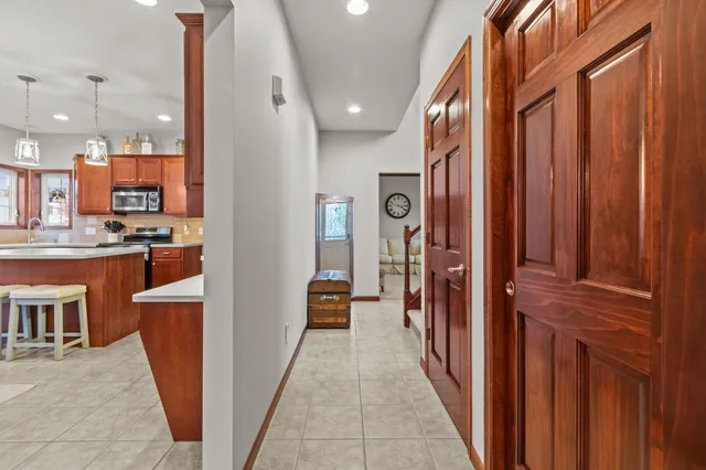 $465,000 | 4027 East Glory Lane, Appleton, WI 54913