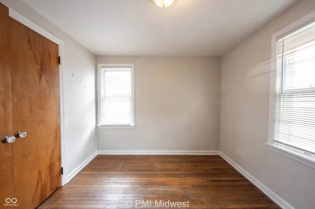 $990 | 1401 North Alton Avenue, Indianapolis, IN 46222