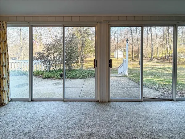 $295,900 | 487 Jackson Park Drive, Meadville, PA 16335