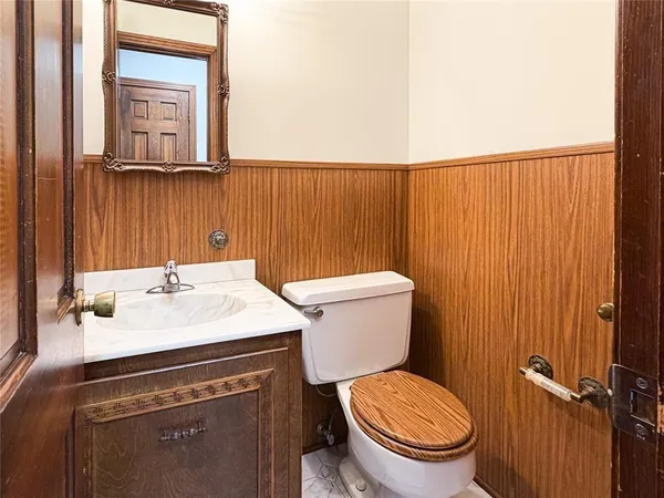 $295,900 | 487 Jackson Park Drive, Meadville, PA 16335