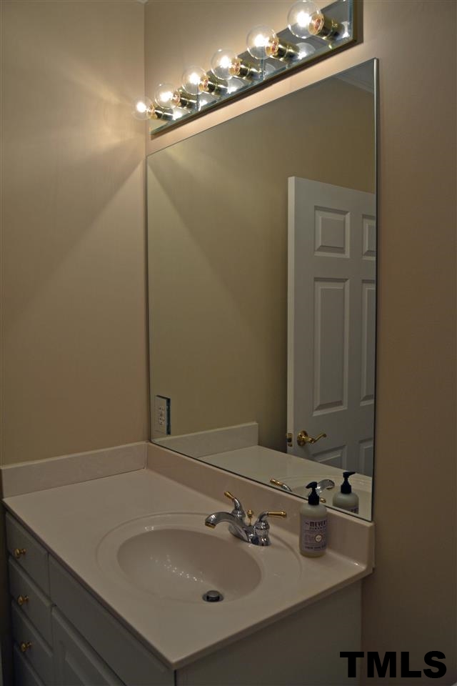 3701 Baron Cooper Pass, Unit 305 Raleigh, NC 27612 - Photo 12 of 21 Gallery Image 12