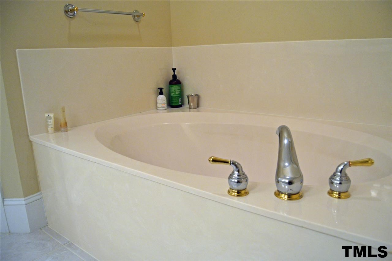 3701 Baron Cooper Pass, Unit 305 Raleigh, NC 27612 - Photo 19 of 21 Gallery Image 19