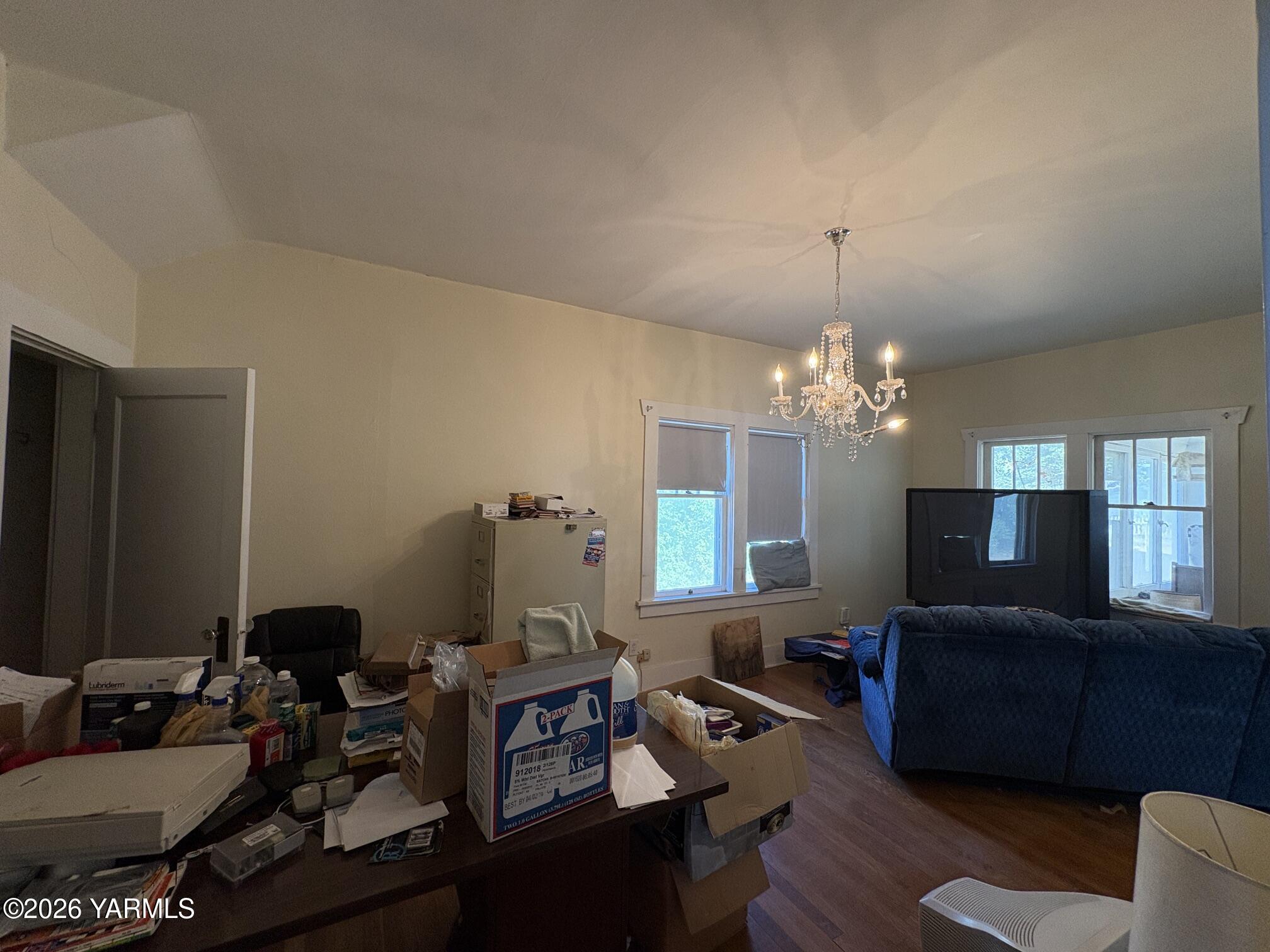 2870 Progressive Road Wapato, WA 98951 - Photo 13 of 32 Main Floor Office/Den