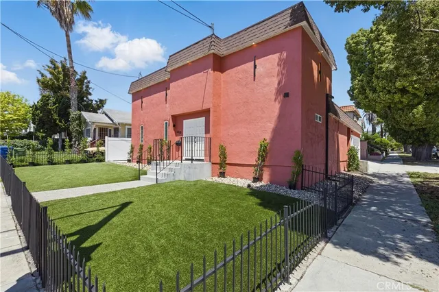 $1,099,000 | 1010 West 13th Street, San Pedro, CA 90731
