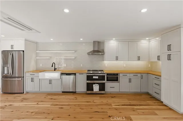 $1,099,000 | 1010 West 13th Street, San Pedro, CA 90731