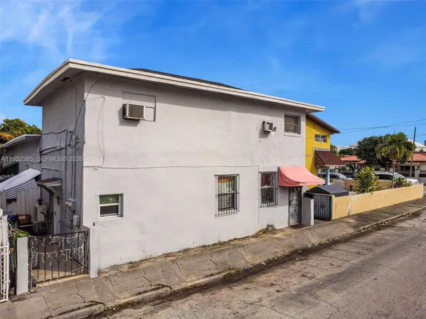 $473,000 | 2105 Northwest 1st Street, Miami, FL 33125
