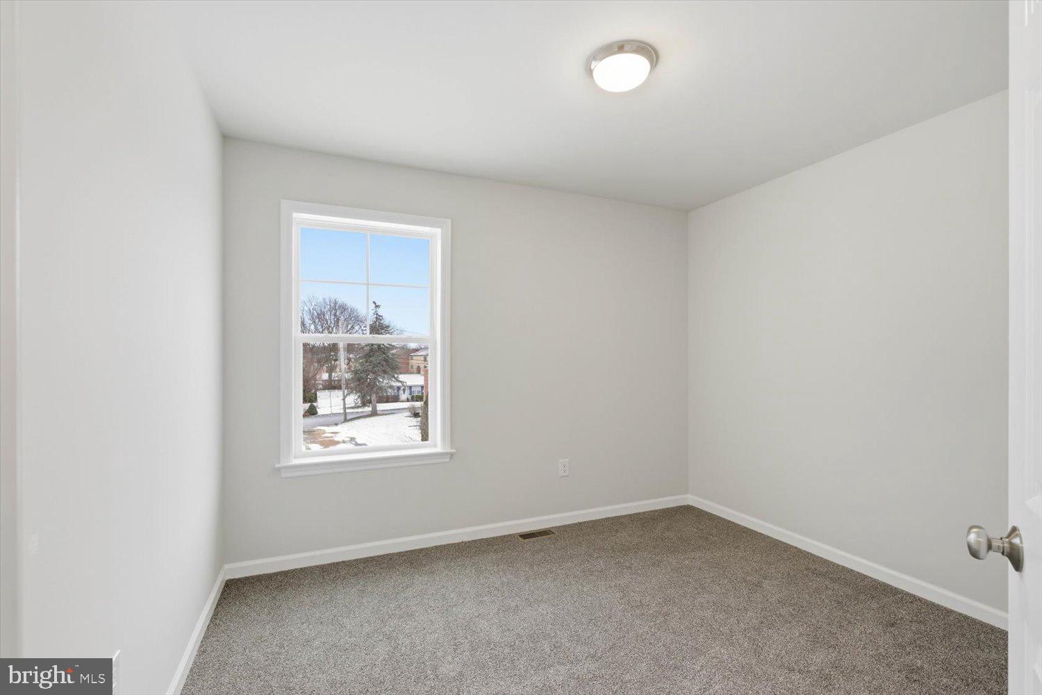 228 Hockersville Road Hershey, PA 17033 - Photo 25 of 36 an empty room with a window